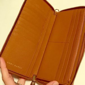 Tory Burch Wallet - NWOT